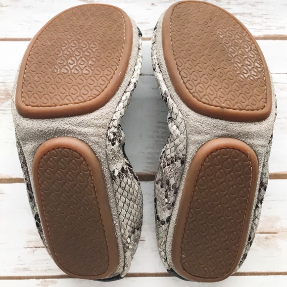 YOSI SAMRA Samatha Snake Grey Leather Ballet Flats - Picture 2 of 8